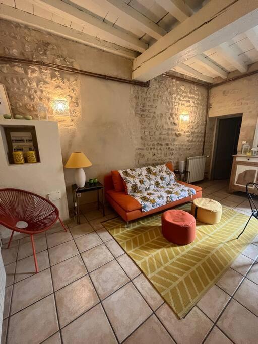 "La Maison Jaune" Arles Centre Terrasse Luaran gambar